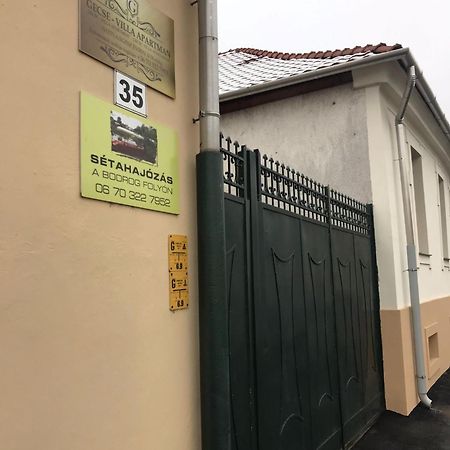 Gecse-Villa Sárospatak Eksteriør bilde